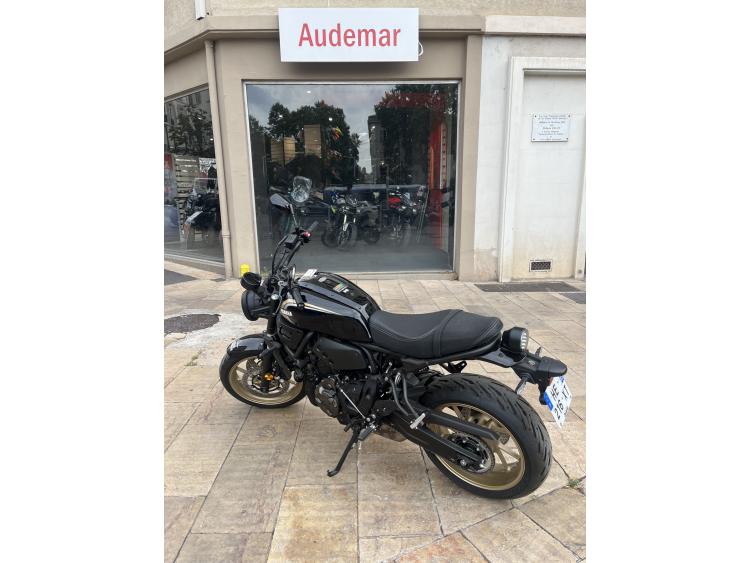 YAMAHA XSR 700 FULL