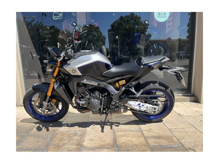 YAMAHA MT-09 SP