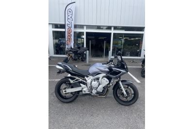 YAMAHA FZ