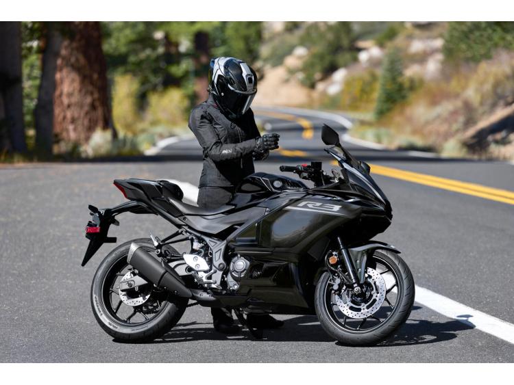 YAMAHA YZF-R3