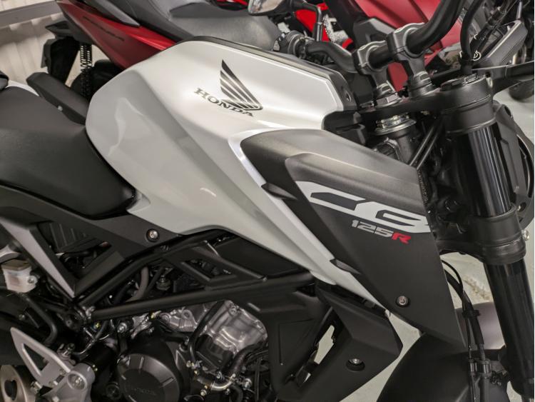 HONDA CBR 125 R