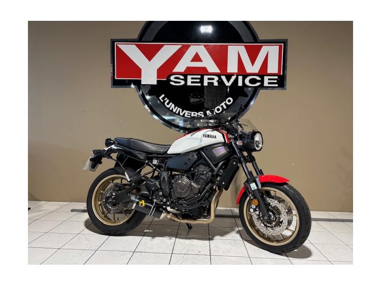 YAMAHA XSR 700