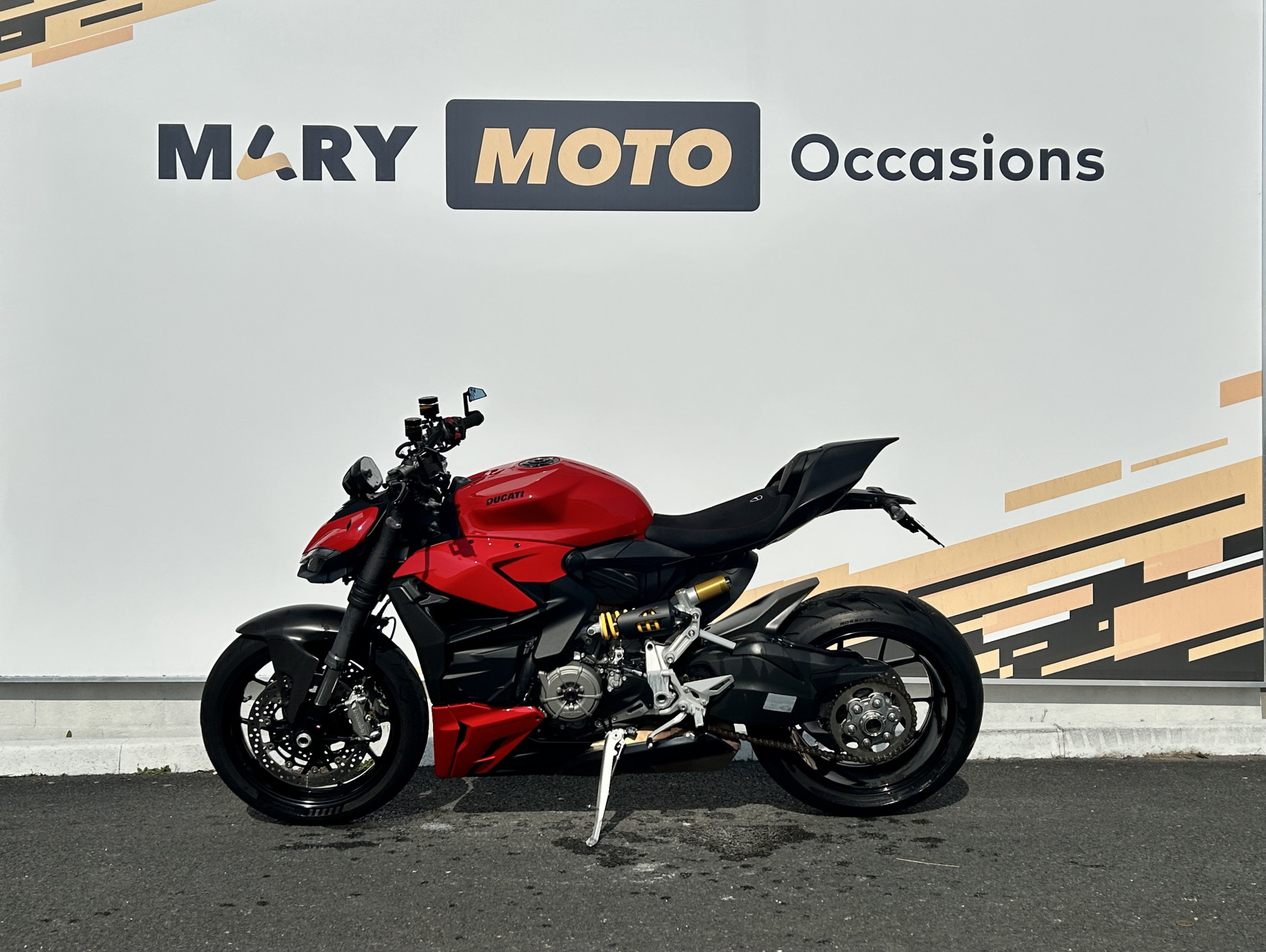 DUCATI STREETFIGHTER