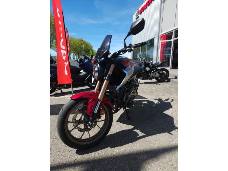 HONDA CB 125 R