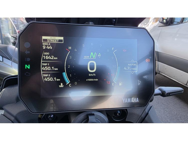 YAMAHA TRACER 9 Y-AMT