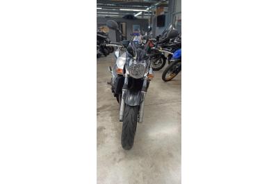 SUZUKI GSR 600