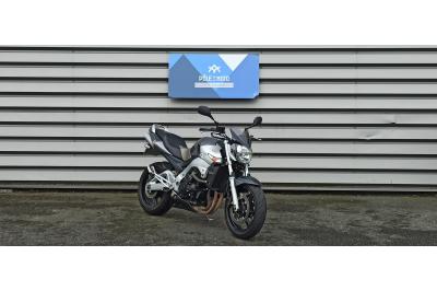 SUZUKI GSR 600
