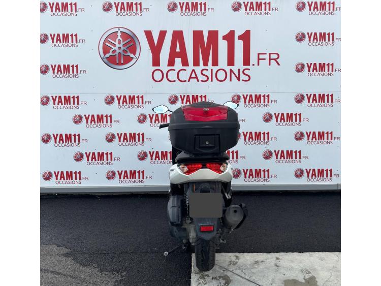 YAMAHA NMAX 125