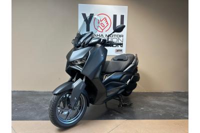 YAMAHA XMAX 300