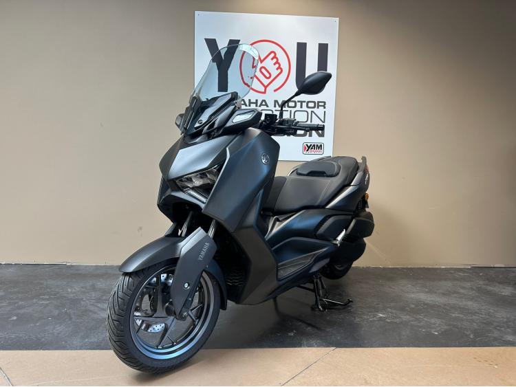 YAMAHA XMAX 300