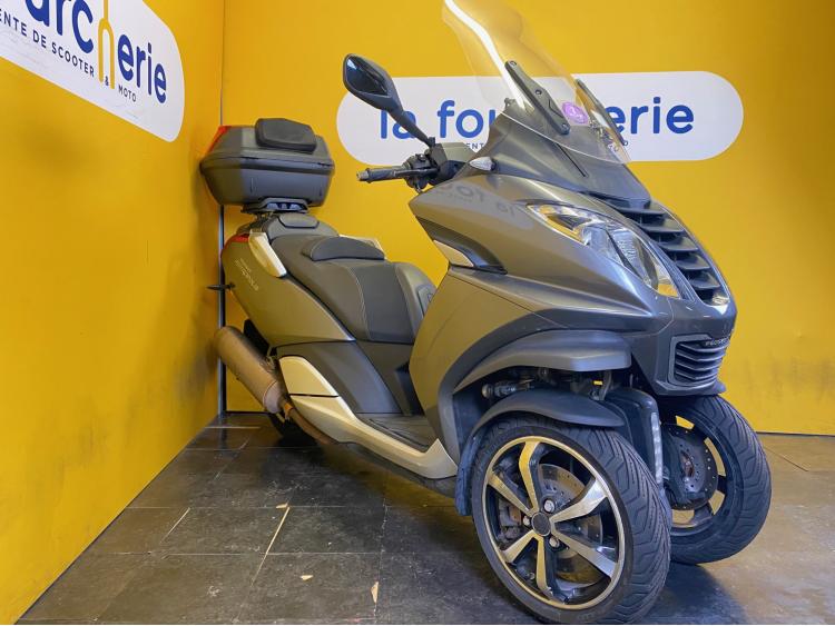 PEUGEOT METROPOLIS 400