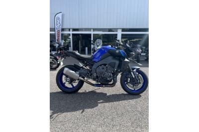 YAMAHA MT-10