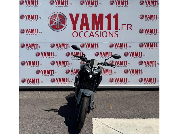 YAMAHA MT-125
