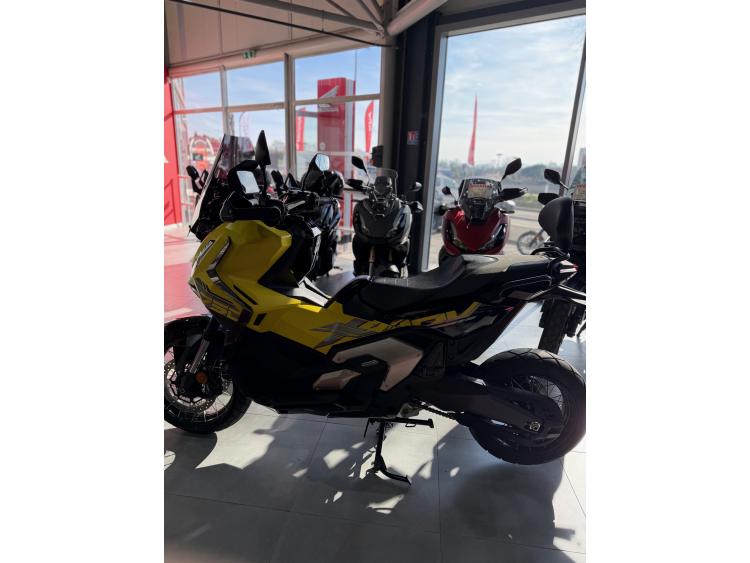 HONDA X-ADV 750 Special Edition