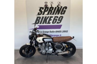 YAMAHA XJR 1300