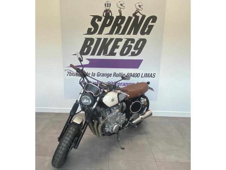 YAMAHA XJR 1300