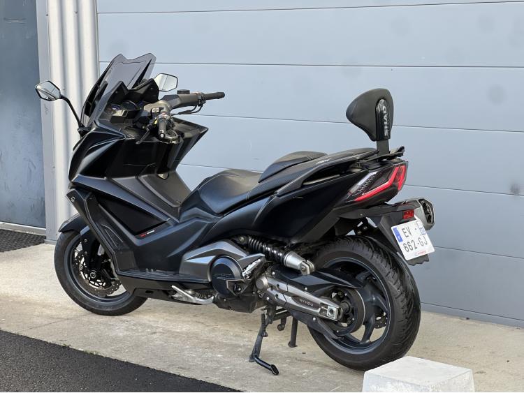 KYMCO AK 550