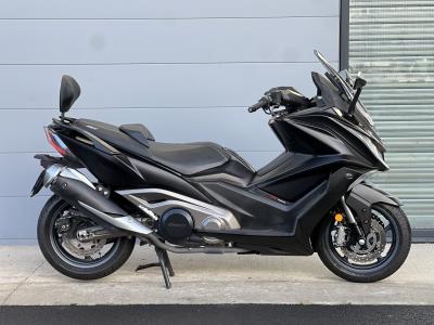 KYMCO AK 550