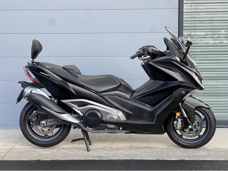 KYMCO AK 550