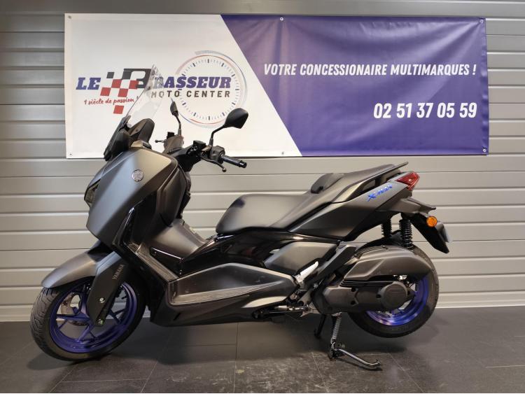 YAMAHA XMAX 125