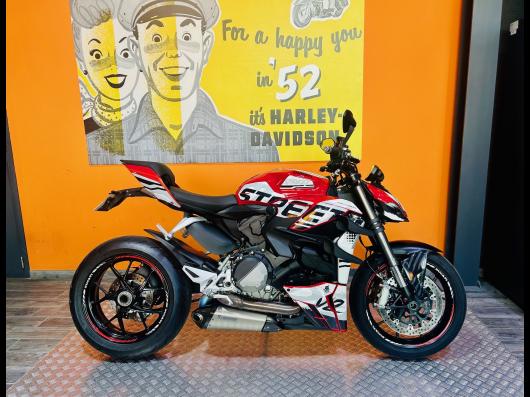 DUCATI STREETFIGHTER