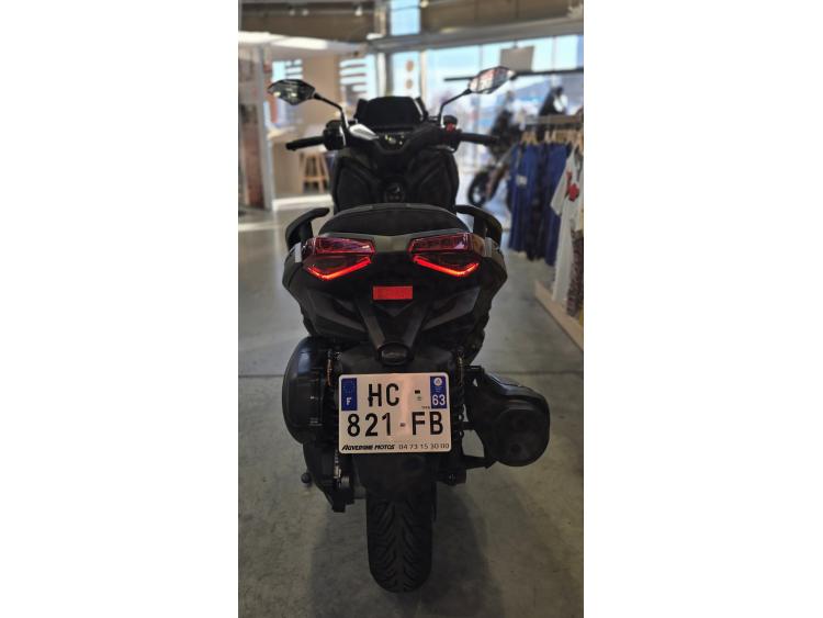 YAMAHA XMAX 300