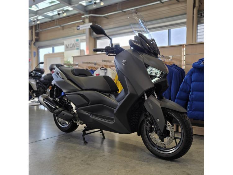 YAMAHA XMAX 300