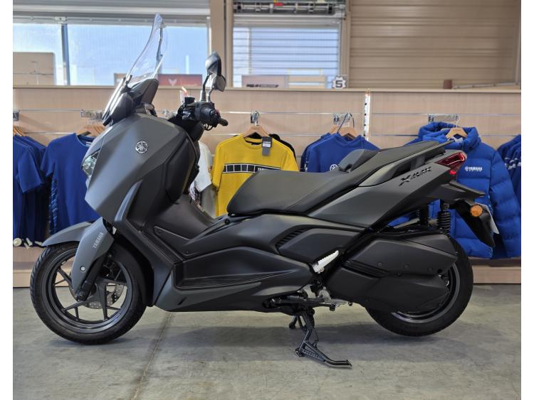 YAMAHA XMAX 300
