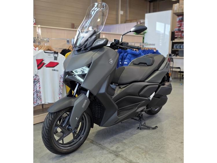 YAMAHA XMAX 300