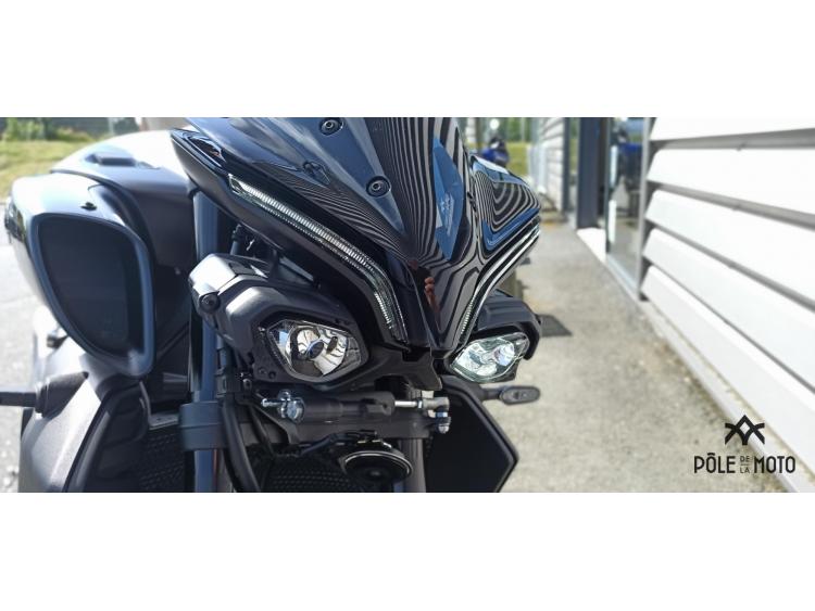 YAMAHA MT-10