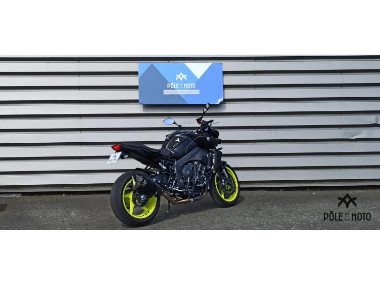 YAMAHA MT-10