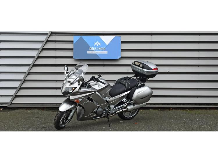 YAMAHA FJR 1300