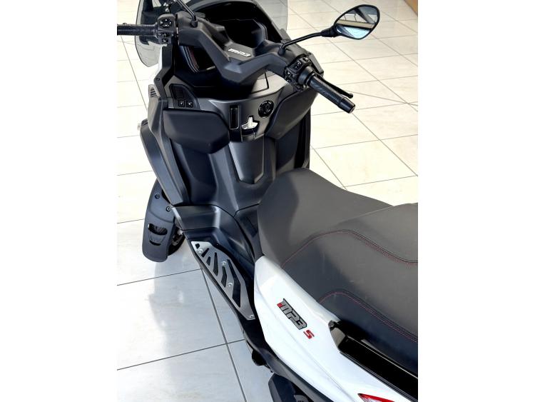 PIAGGIO MP3 400 LT SPORT 2026 touring 300 500 530 cv3