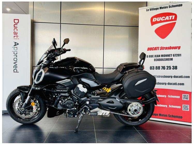 DUCATI DIAVEL V4 - PACK TOURING POSSIBLE EN OPTION : 1753€66