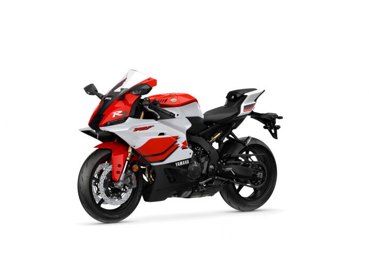 YAMAHA R9 - 70 TH
