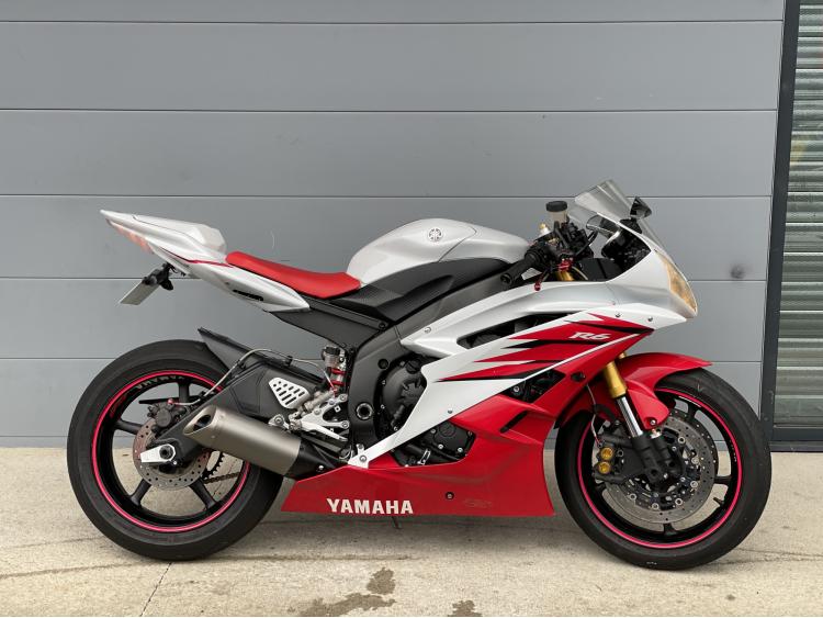 YAMAHA YZF-R6