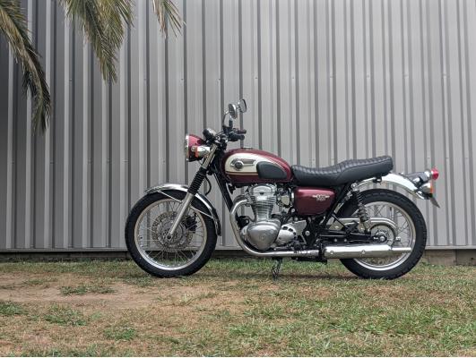 KAWASAKI W 800