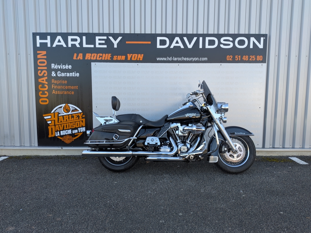 HARLEY-DAVIDSON TOURING ROAD KING 1690 CLASSIC