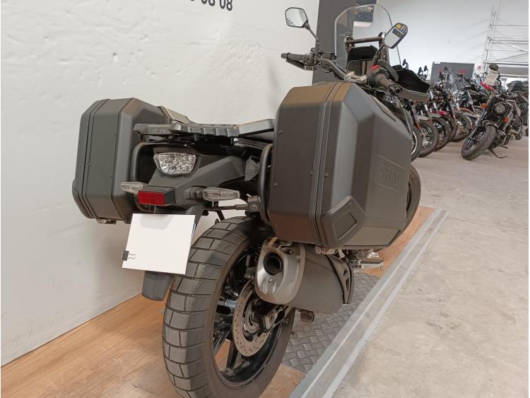 SUZUKI DL 1050 V-STROM