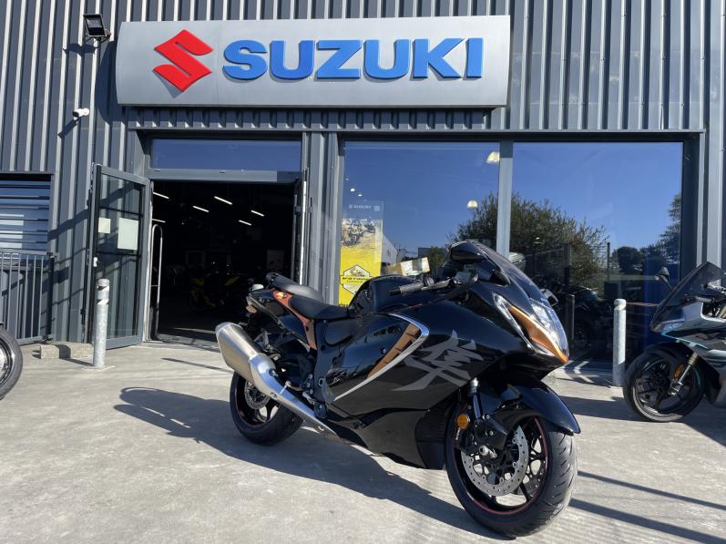 SUZUKI GSX-R 1340 HAYABUSA