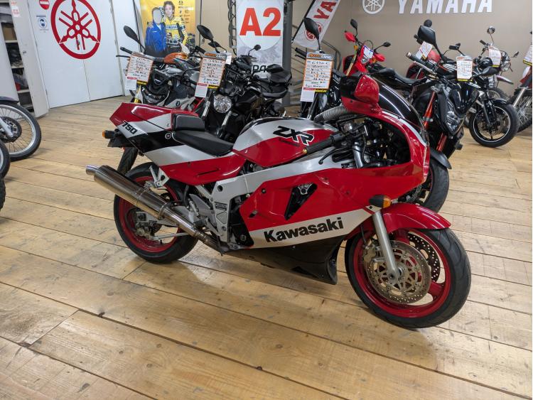 KAWASAKI ZXR 750 STINGER H2