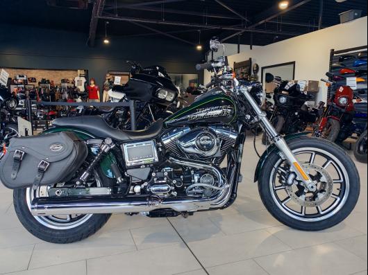 HARLEY-DAVIDSON DYNA LOW RIDER 1690