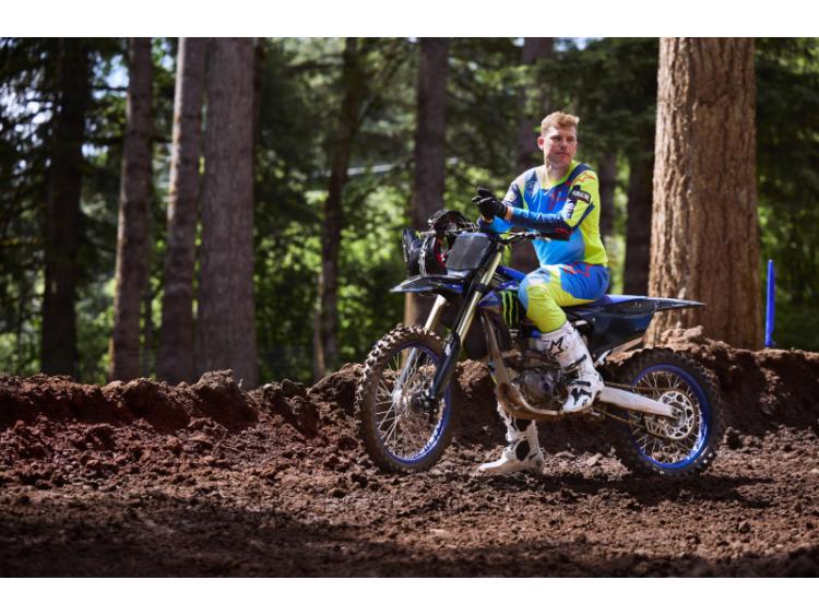 YAMAHA YZ450F MONSTER ENERGY