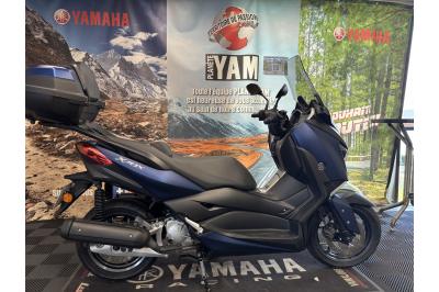 YAMAHA XMAX 125
