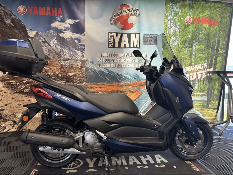 YAMAHA XMAX 125