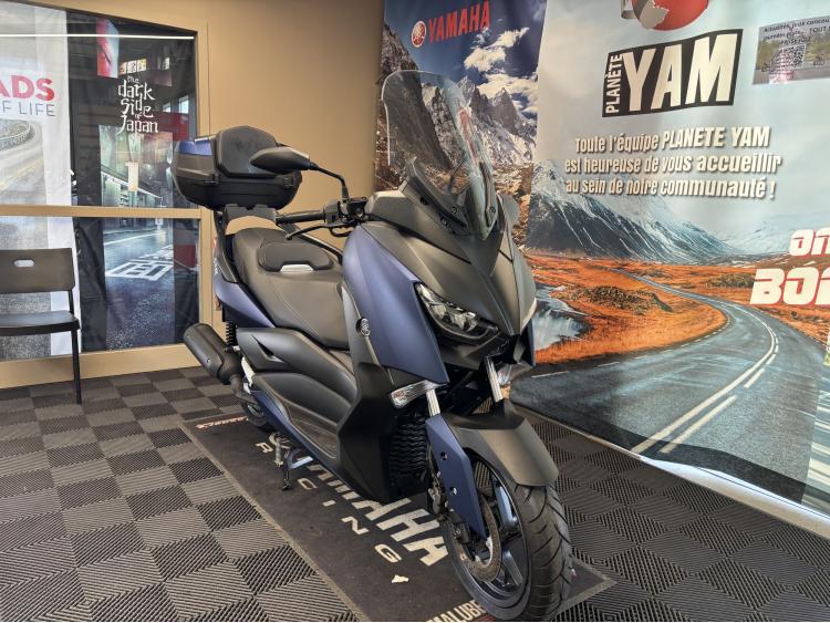YAMAHA XMAX 125