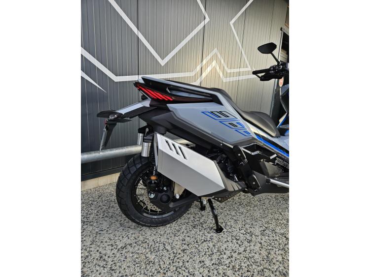 ZONTES 368G Dispo Blanc/bleu ou Vert 