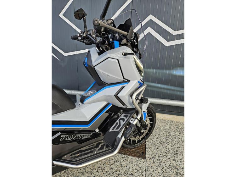 ZONTES 368G Dispo Blanc/bleu ou Vert 