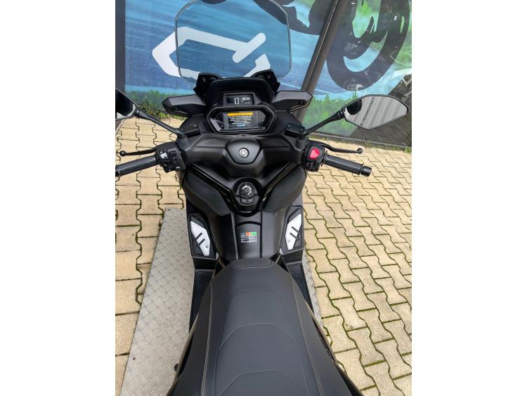 YAMAHA XMAX 125 TECH MAX