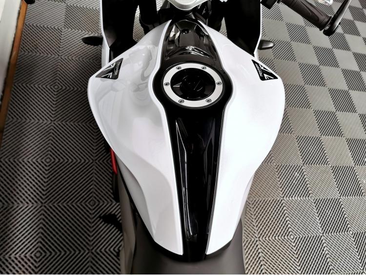 TRIUMPH DAYTONA 660 - Eligible au permis A2